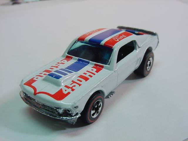 Mustang Stocker