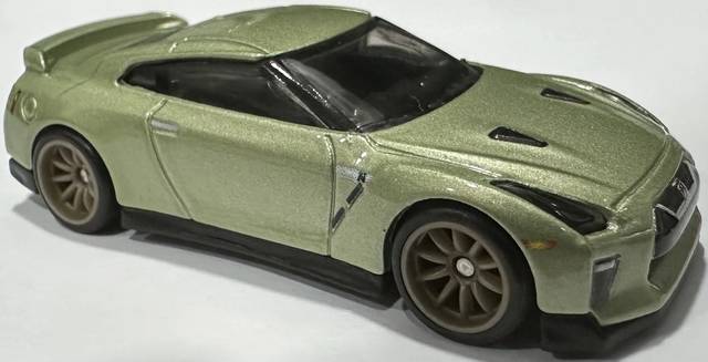 '17 Nissan GT-R (R35)