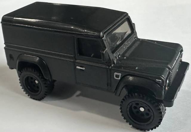 Land Rover Defender 110 Hard Top