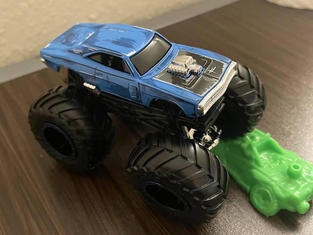 '70 Dodge Charger R/T (Monster Truck)